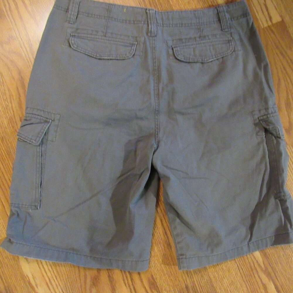 Plugg Gray Stretch Cargo Shorts Size 36 11" Measured Inseam
